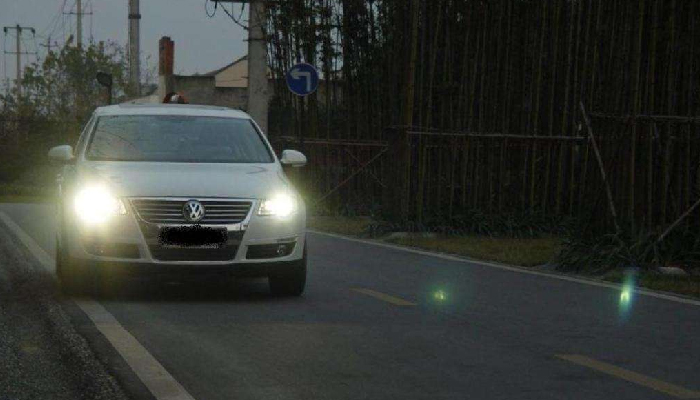 汽車鏡頭